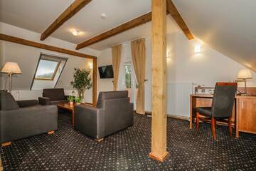 Фото номера Улучшенный люкс Отель Vihula Manor Country Club &amp; Spa г. Вихула 3